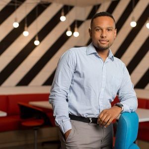 Meet your Posher, Christopher